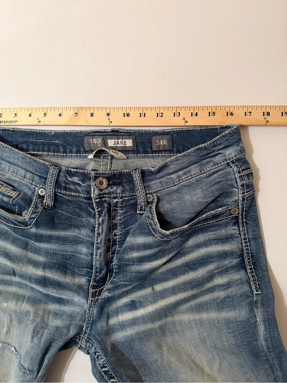 BKE Jake Jeans Mens 34x32 Dark Wash Straight Stretch Denim Whiskers Thrashed
